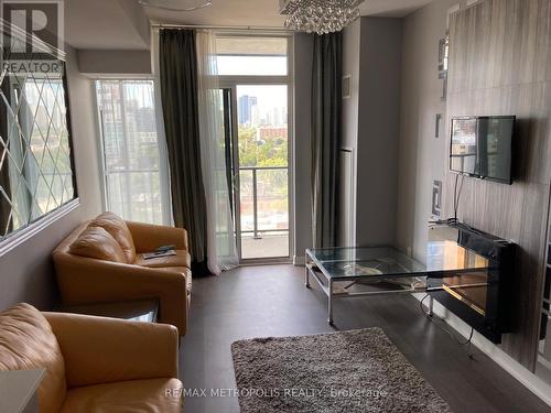 1302 - 105 GEORGE STREET  Toronto, ON M5A 0L4