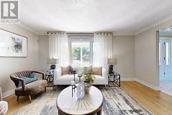 16 FRITH ROAD  Toronto, ON M3N 1G1