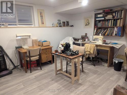Lower level craft room - 16 - 27 Fairhaven Lane, Goderich (Goderich (Town)), ON - Indoor