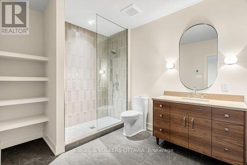 291 Billings Avenue, Ottawa, ON - Indoor Photo Showing Bathroom