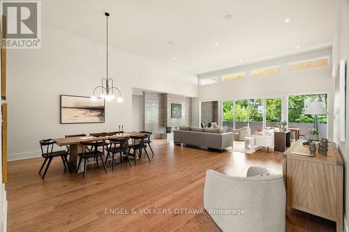 291 Billings Avenue, Ottawa, ON - Indoor Photo Showing Living Room
