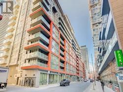 212 - 21 NELSON STREET  Toronto, ON M5V 1T8