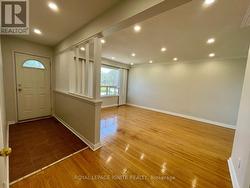 ROOM - 39 GREENOCK AVENUE  Toronto, ON M1G 2Z7