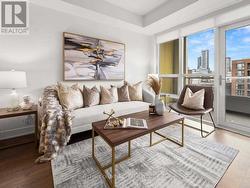 813 - 38 CAMERON STREET  Toronto, ON M6T 0C3