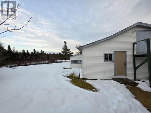 3 Main Highway, Mobile, NL - Outdoor