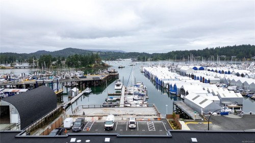 3-2270 Harbour Rd, Sidney, BC 