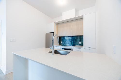 Cuisine - 112-7227 Boul. Newman, Montréal (Lasalle), QC - Indoor Photo Showing Kitchen