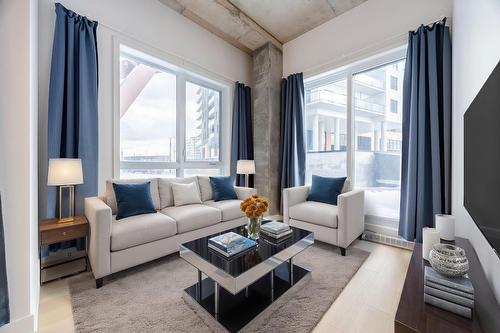 Salon - 112-7227 Boul. Newman, Montréal (Lasalle), QC - Indoor Photo Showing Living Room