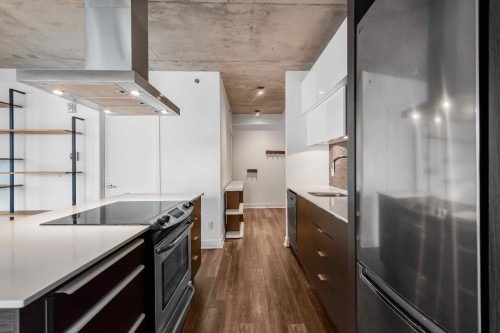 Cuisine - 1402-185 Rue Du Séminaire, Montréal (Le Sud-Ouest), QC - Indoor Photo Showing Kitchen With Upgraded Kitchen