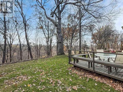 3058 Viewmount Road, Oakville, ON - Outdoor
