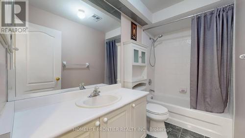 54 - 190 Harding Boulevard W, Richmond Hill, ON - Indoor Photo Showing Bathroom