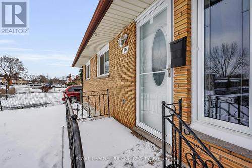 25 Hawkesbury Avenue, London East (East D), ON - Outdoor With Exterior