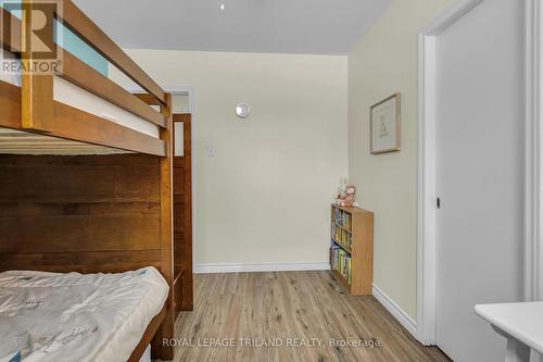 25 Hawkesbury Avenue, London East (East D), ON - Indoor