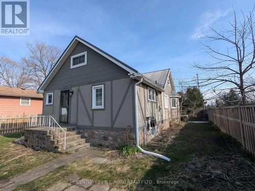 2709 25 SIDE ROAD  Innisfil, ON L9S 3T1