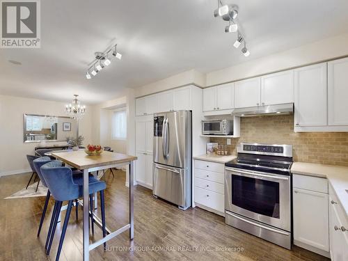 3453 Hannibal Road, Burlington, ON - Indoor Photo Showing Kitchen
