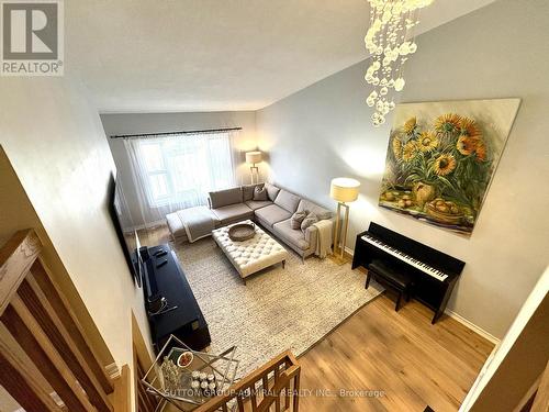 3453 Hannibal Road, Burlington, ON - Indoor