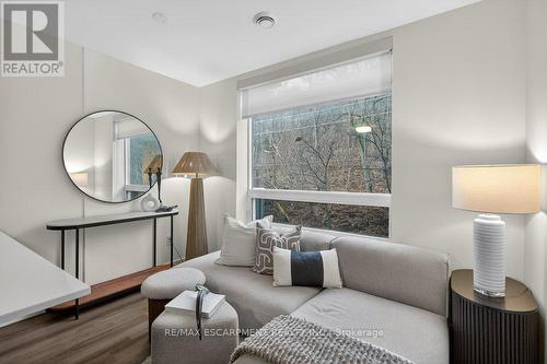 209 - 479 Charlton Avenue E, Hamilton, ON - Indoor Photo Showing Other Room