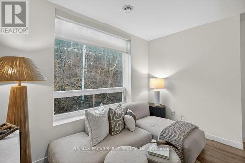 209 - 479 Charlton Avenue E, Hamilton, ON - Indoor