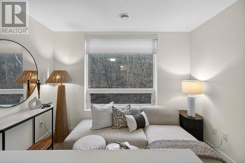 209 - 479 Charlton Avenue E, Hamilton, ON - Indoor