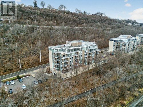 209 - 479 Charlton Avenue E, Hamilton, ON - Outdoor With View