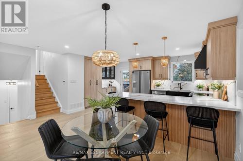 5375 Riverside Drive, Burlington, ON - Indoor