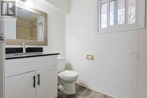 51 - 595 Third Street, London East (East H), ON - Indoor Photo Showing Bathroom