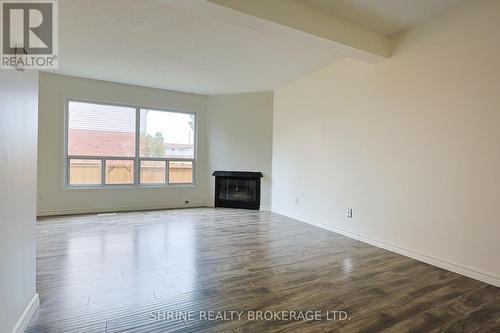 51 - 595 Third Street, London East (East H), ON - Indoor Photo Showing Other Room With Fireplace