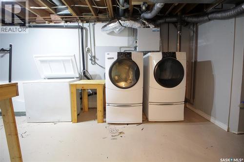 302 3Rd Avenue, Whitewood, SK - Indoor