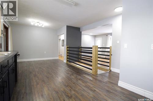 302 3Rd Avenue, Whitewood, SK - Indoor