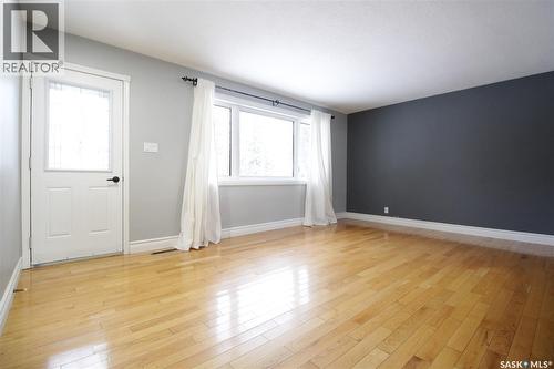 302 3Rd Avenue, Whitewood, SK - Indoor Photo Showing Other Room