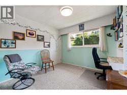 Main floor second bedroom - 