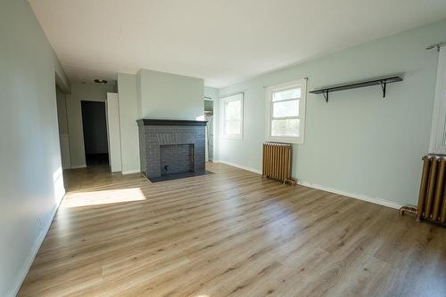5402 47 Avenue, Wetaskiwin, AB 