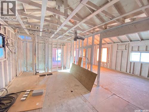 2 Pacific Avenue, Maple Creek, SK 