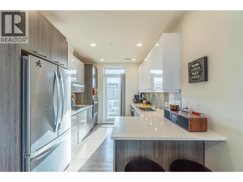 Kitchen - 885 University Drive Unit# 311, Kamloops, BC - Indoor Photo Showing Kitchen With Upgraded Kitchen