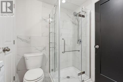 48 Frederick Avenue, Hamilton, ON - Indoor Photo Showing Bathroom