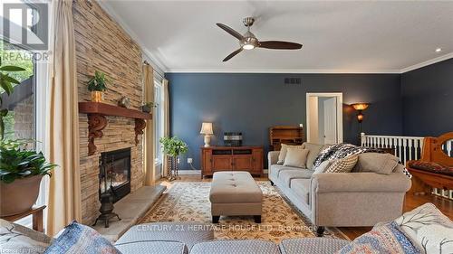 2 Hunter Drive S, Norfolk, ON - Indoor Photo Showing Living Room With Fireplace