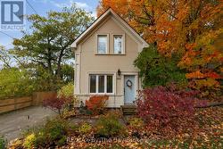 206 CENTENNIAL DRIVE  Midland, ON L4R 5J4