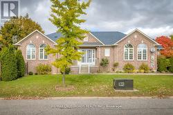 26 LUROSA CRESCENT  Whitby, ON L1R 3A9