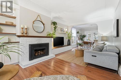 232 Mountain Park Avenue, Hamilton, ON - Indoor Photo Showing Living Room With Fireplace