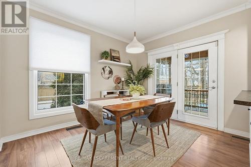232 Mountain Park Avenue, Hamilton, ON - Indoor Photo Showing Dining Room