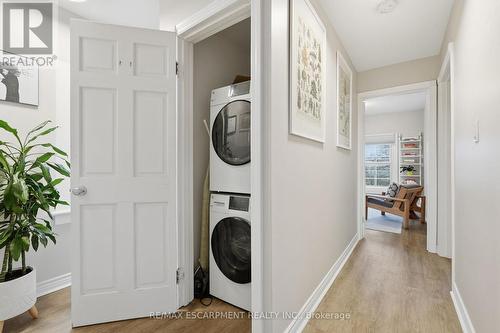 232 Mountain Park Avenue, Hamilton, ON - Indoor Photo Showing Laundry Room