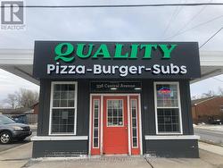 336 CENTRAL AVE AVENUE  Fort Erie, ON L2A 2L4