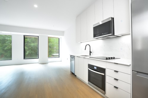 305-1245 Rue Sherbrooke O. , Montréal (Ville-Marie), QC H3G 1G3 2
