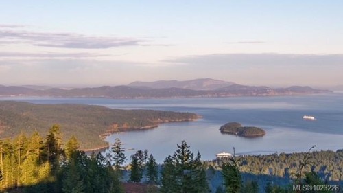 150 Skywater Lane, Salt Spring, BC 