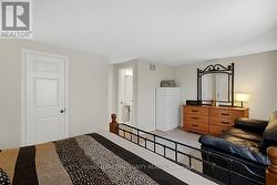 Primary bedroom with ensuite - 