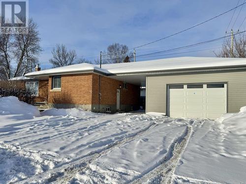 100 Robinson DR  Thunder Bay, ON P7A 6G5