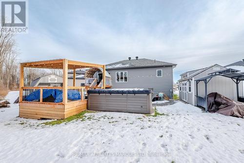 1108 Nicolas Crescent, Cornwall, ON - Outdoor