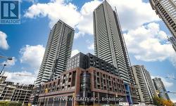 4807 - 430 SQUARE ONE DRIVE  Mississauga, ON L5B 0L6
