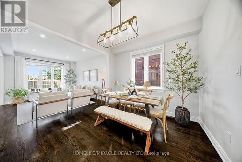 8 Summerberry Way, Hamilton, ON - Indoor Photo Showing Other Room