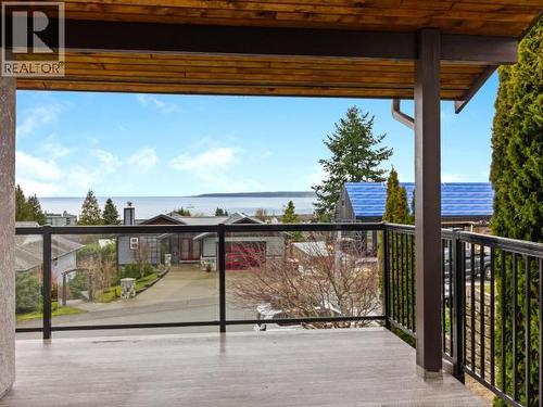 3826 Trail Place, Powell River, BC - Outdoor With Body Of Water With View